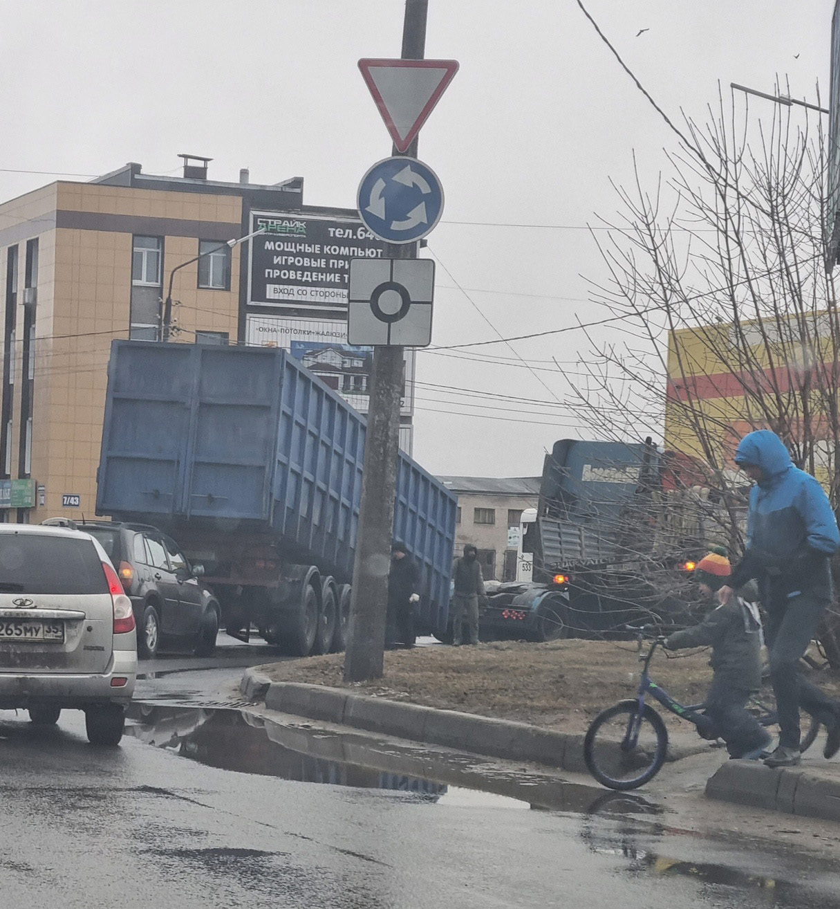 В Череповце переделают проект реконструкции кольца на Краснодонцев |  21.01.2023 | Череповец - БезФормата