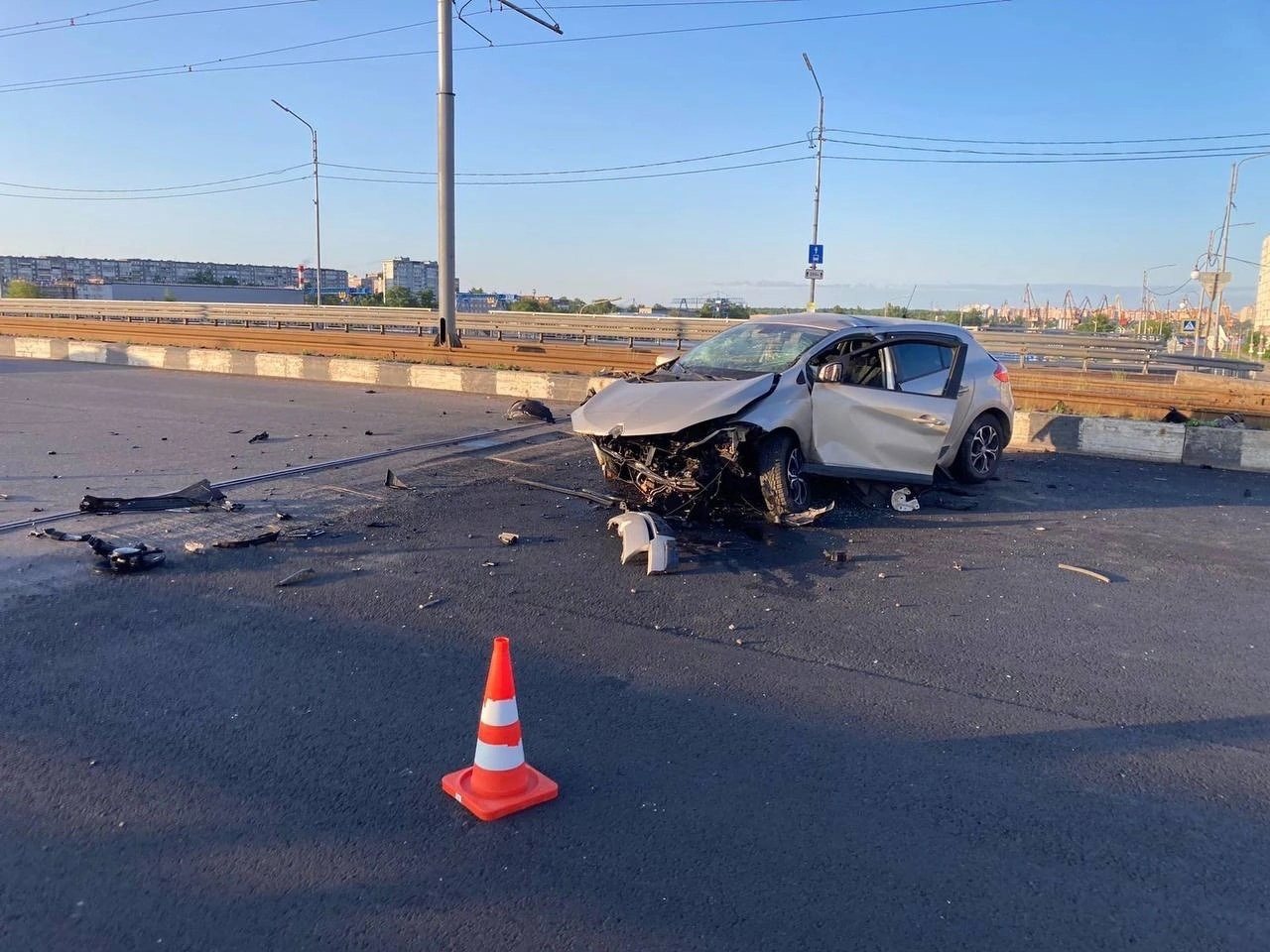 В Череповце на Ягорбском мосту водитель разбился насмерть | 28.05.2023 |  Череповец - БезФормата