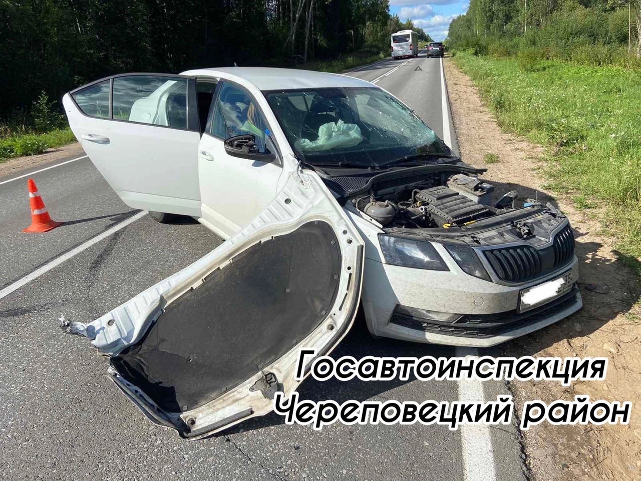 Под Череповцом 88-летний водитель устроил ДТП с КамАЗом | 16.08.2023 |  Череповец - БезФормата