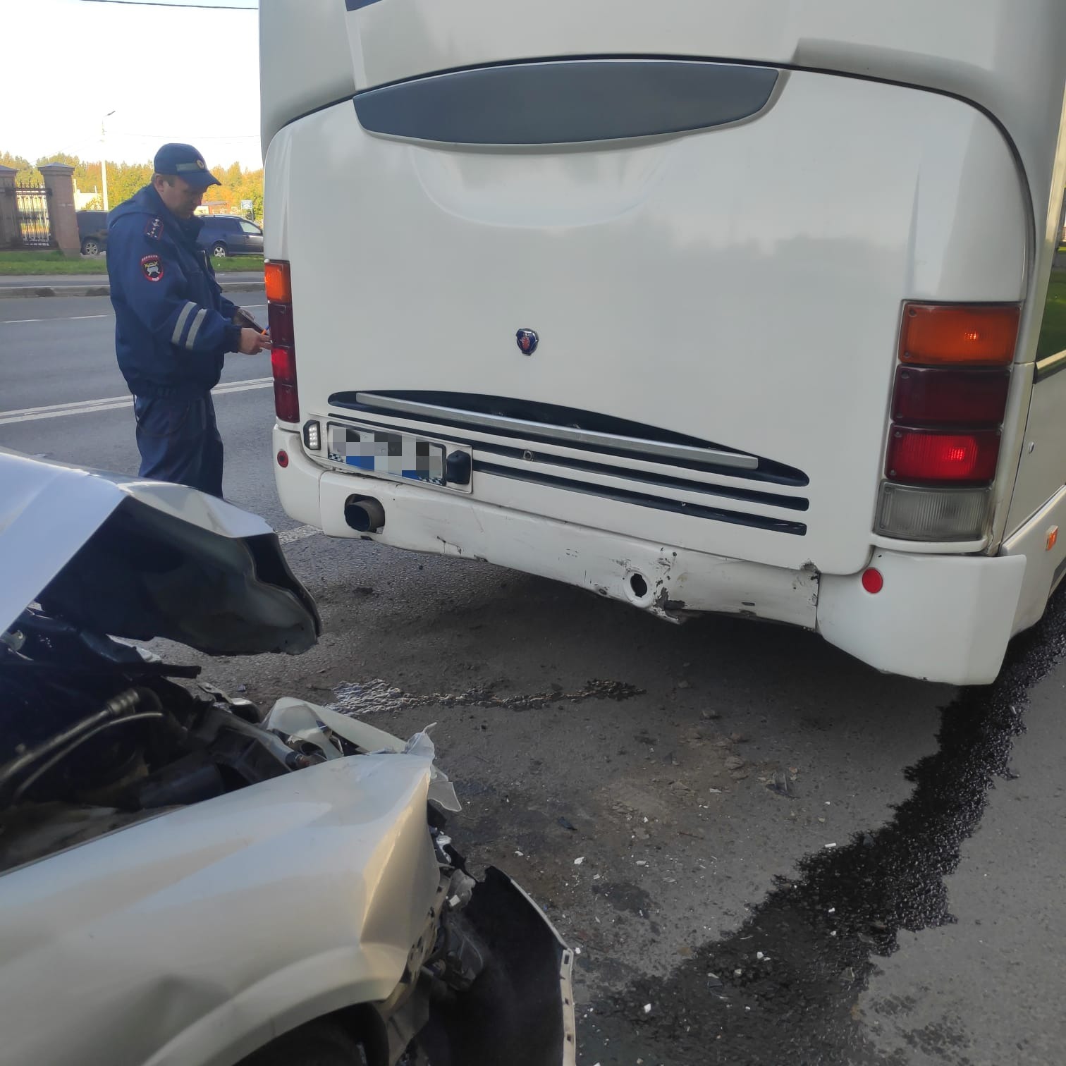 В Череповце пьяный водитель врезался в автобус | 18.09.2023 | Череповец -  БезФормата