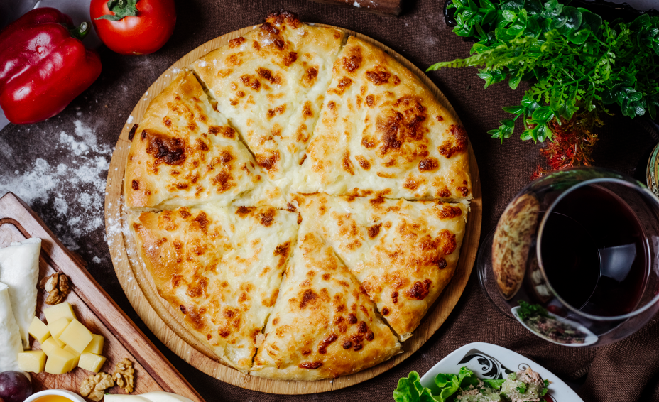 Сырный рай: 5 рецептов осетинского пирога с сыром