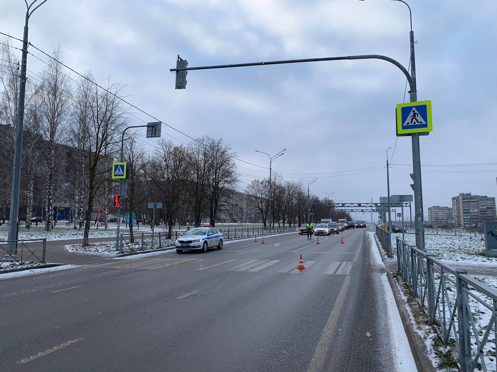 Череповчанке потребовалась госпитализация после ДТП на пешеходном переходе  | 23.11.2023 | Череповец - БезФормата