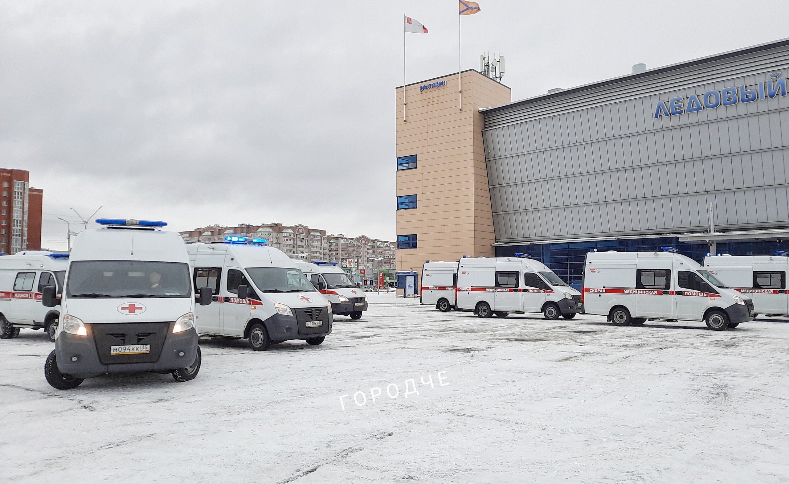 Станция скорой помощи Череповца получила 35 новых машин - ГородЧе