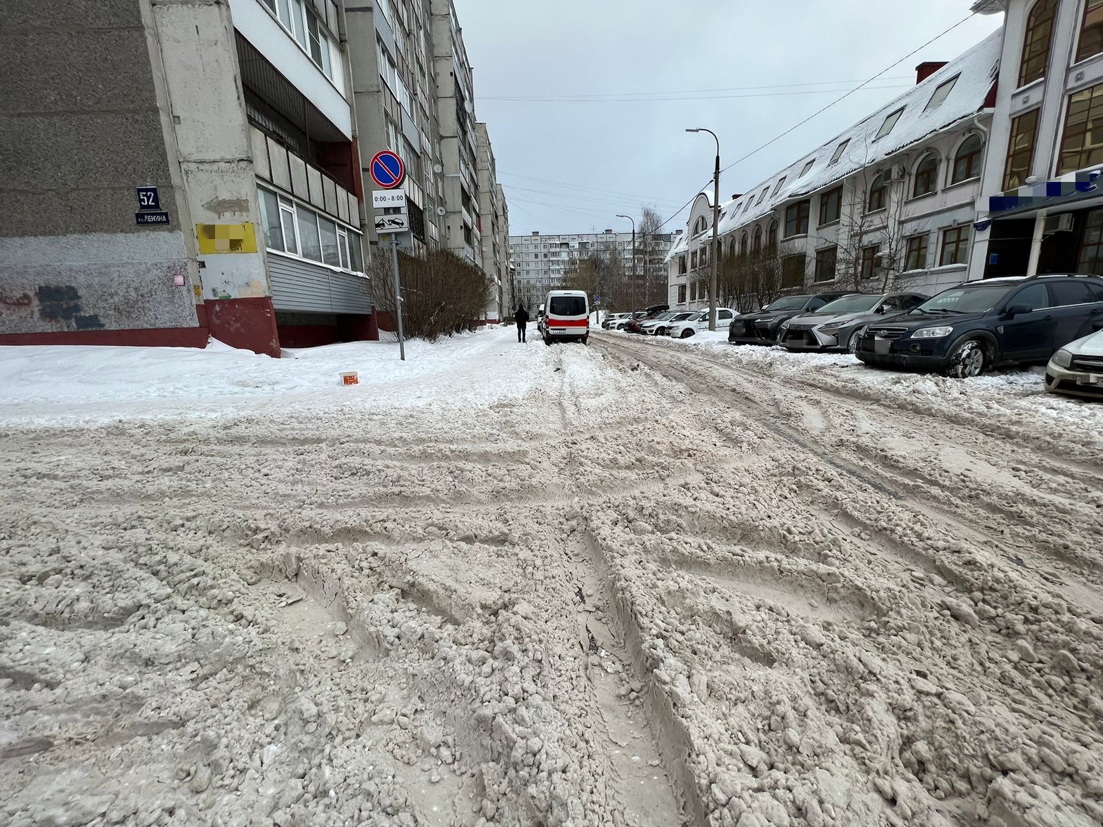 В Череповце водитель «Газели» при движении задним ходом сбил пешехода |  19.12.2023 | Череповец - БезФормата