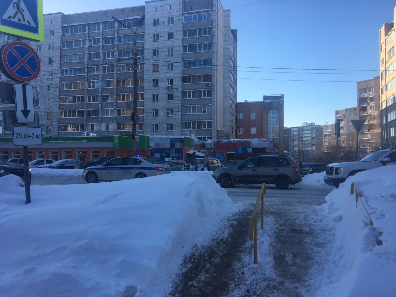 В Череповце сбили женщину, ДПС забраковала чистку дороги | 12.01.2024 |  Череповец - БезФормата