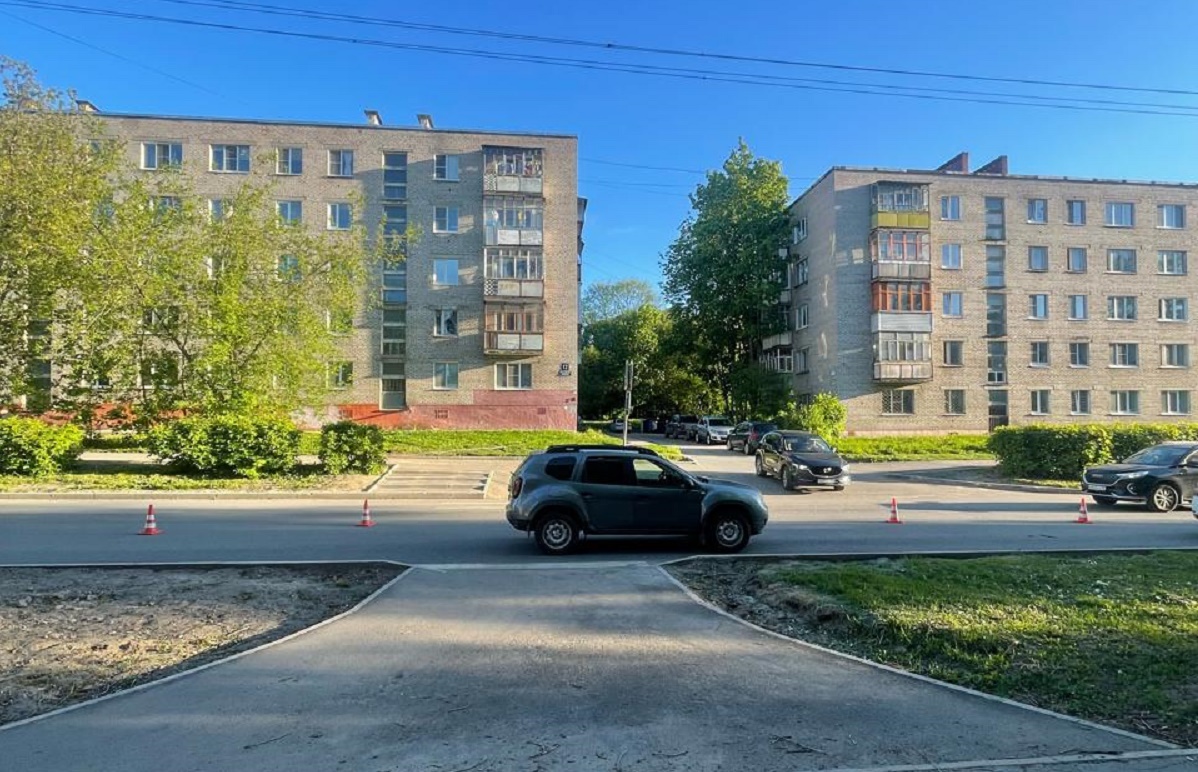 В Череповце сбили двух пешеходов, один госпитализирован | 27.05.2024 |  Череповец - БезФормата