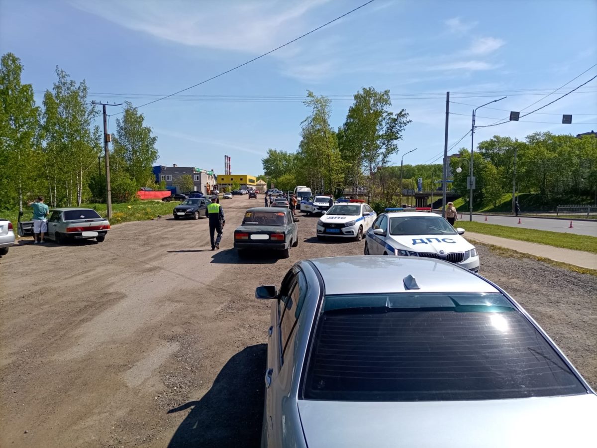 В Череповце провели массовую проверку водителей | 24.05.2024 | Череповец -  БезФормата