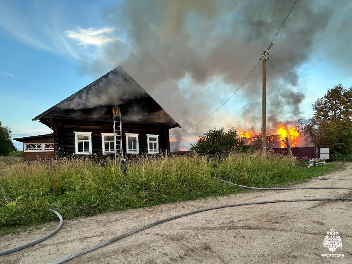 Пожар под Устюжной