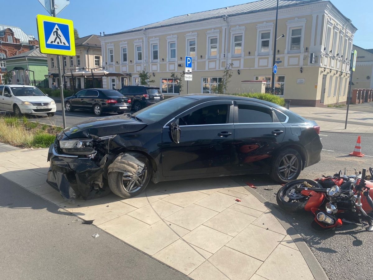 Место ДТП в Череповце на Советском проспекте