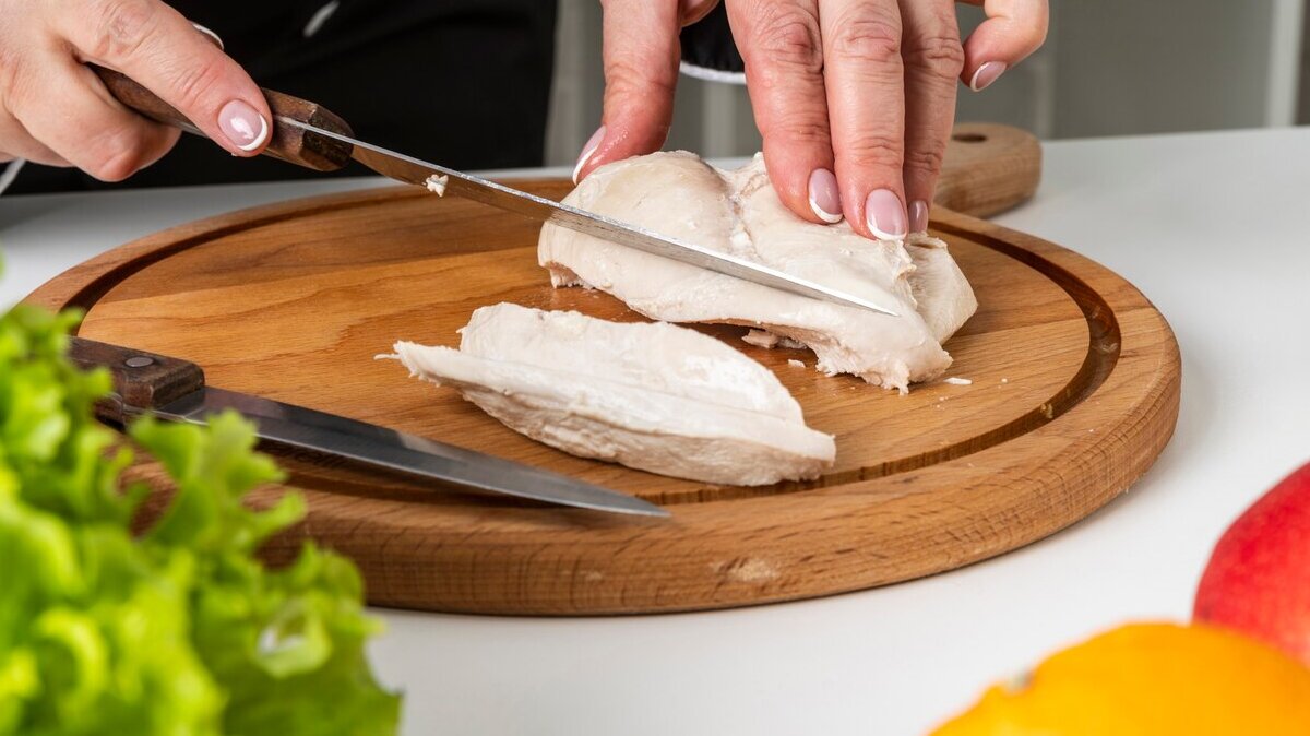 chef-using-chopping-board-knife_23-2148491353 (1)